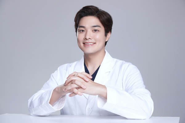 메디셀플러스의원 한진우 원장 프로필 사진